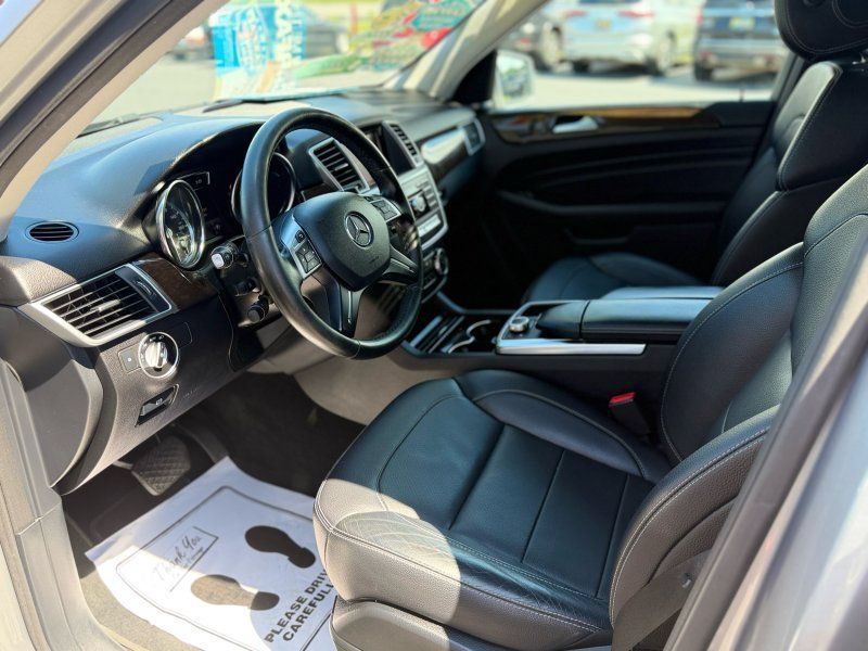 Used 2015 Mercedes-Benz ML 250 BlueTEC 4MATIC image 9