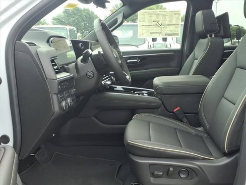 New 2026 Chevrolet Tahoe Premier AWD/4WD image 17