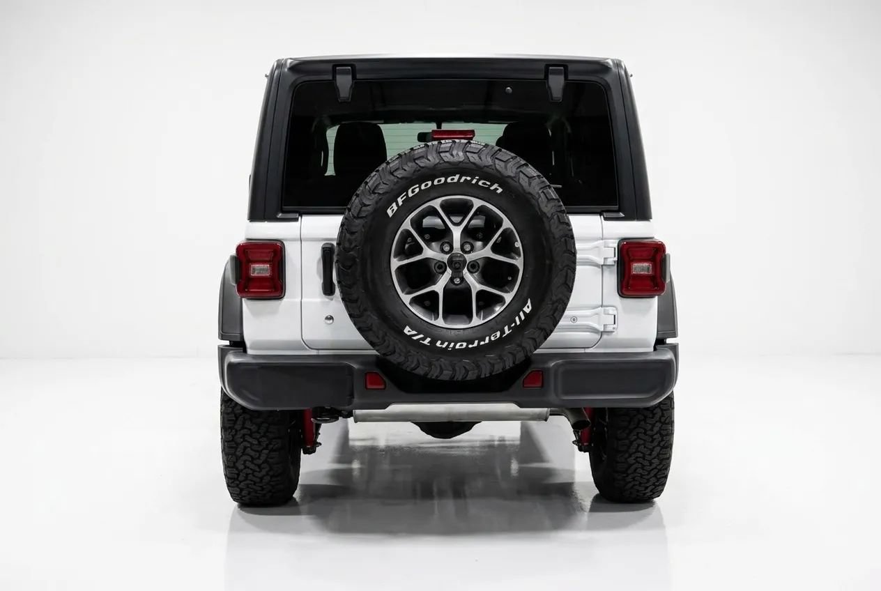 Used 2020 Jeep Wrangler Sport AWD/4WD image 3