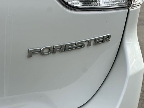 Certified 2023 Subaru Forester Limited image 18