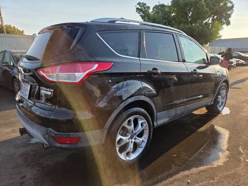 Used 2013 Ford Escape Titanium w/ Parking Technology Pkg image 4