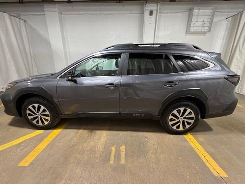 Certified 2024 Subaru Outback Premium w/ Popular Package #1A AWD/4WD image 4