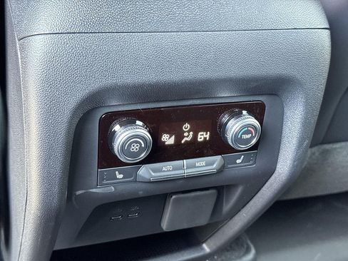 New 2026 GMC Acadia AT4 w/ Luxury Package AWD/4WD image 26