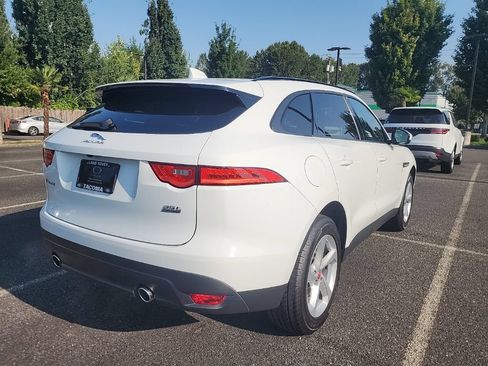 Used 2017 Jaguar F-PACE Premium AWD/4WD image 7
