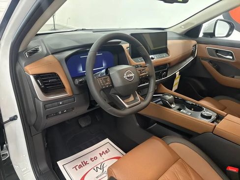 New 2026 Nissan Rogue Platinum AWD/4WD image 11