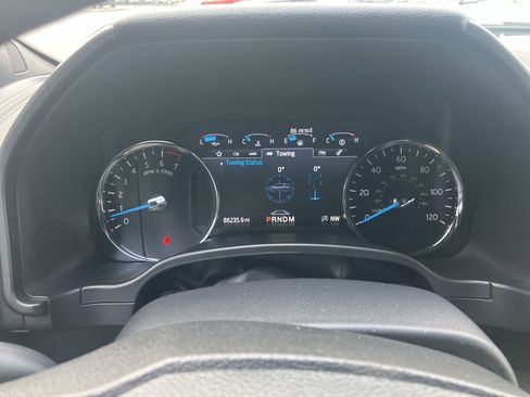 Used 2021 Ford Expedition Limited image 26