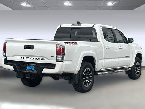 Used 2023 Toyota Tacoma TRD Sport image 9