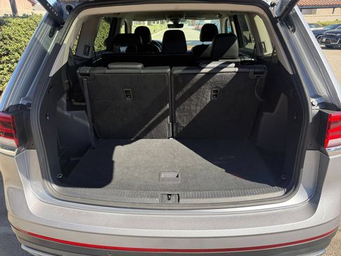 Used 2026 Volkswagen Atlas SE FWD image 31