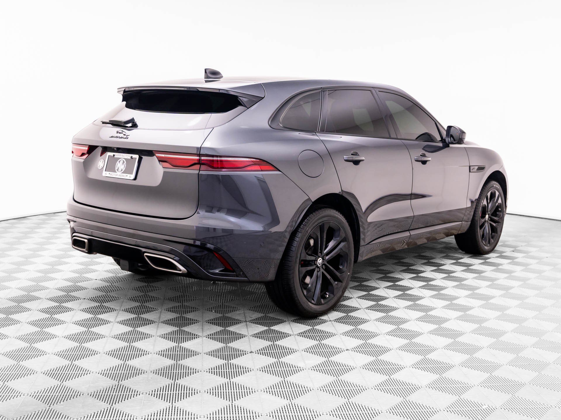 Used 2024 Jaguar F-PACE R-Dynamic S AWD/4WD image 5