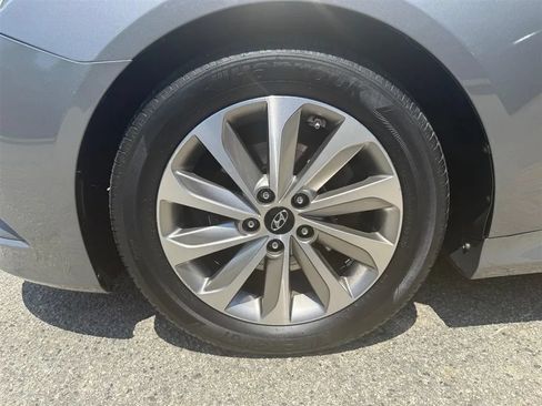Used 2014 Hyundai Sonata Limited w/ Technology Package 05 FWD image 39
