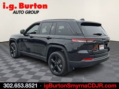 New 2026 Jeep Grand Cherokee Limited image 3
