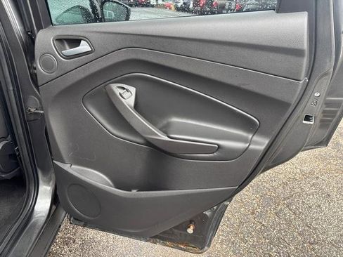 Used 2017 Ford Escape SE w/ Equipment Group 201A AWD/4WD image 14