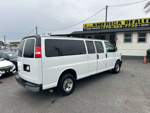 Used 2018 Chevrolet Express 3500 LT w/ LT Preferred Equipment Group image 7
