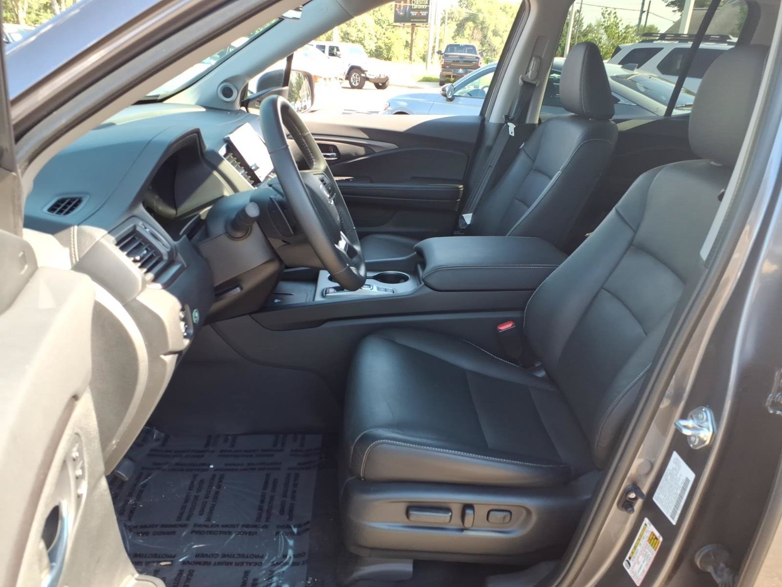 Certified 2025 Honda Ridgeline RTL image 4
