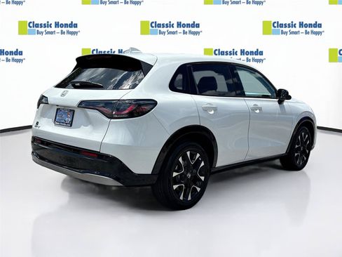 Certified 2026 Honda HR-V EX-L image 8