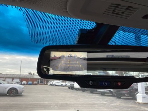 Used 2011 Cadillac CTS Luxury image 22