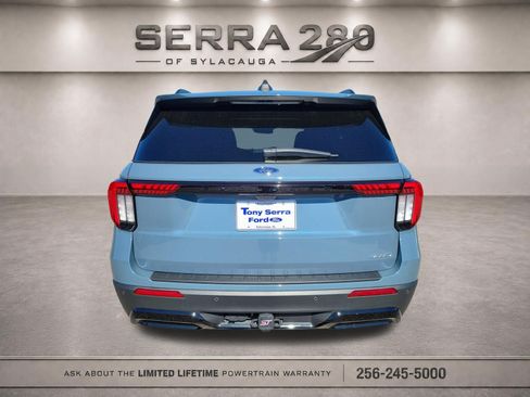 Used 2025 Ford Explorer ST-Line AWD/4WD image 6