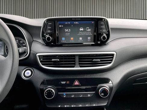 Used 2021 Hyundai Tucson Value FWD image 7