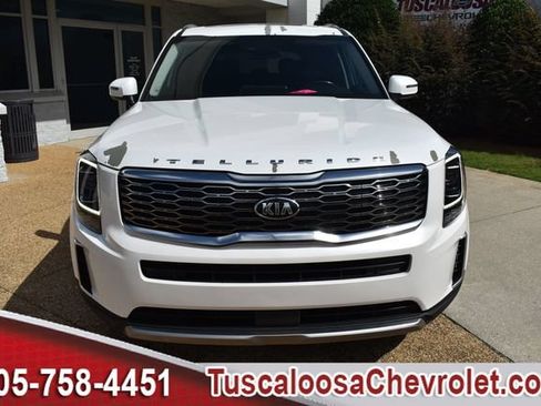 Used 2020 Kia Telluride S w/ S 8 Passenger Seating Package FWD image 4