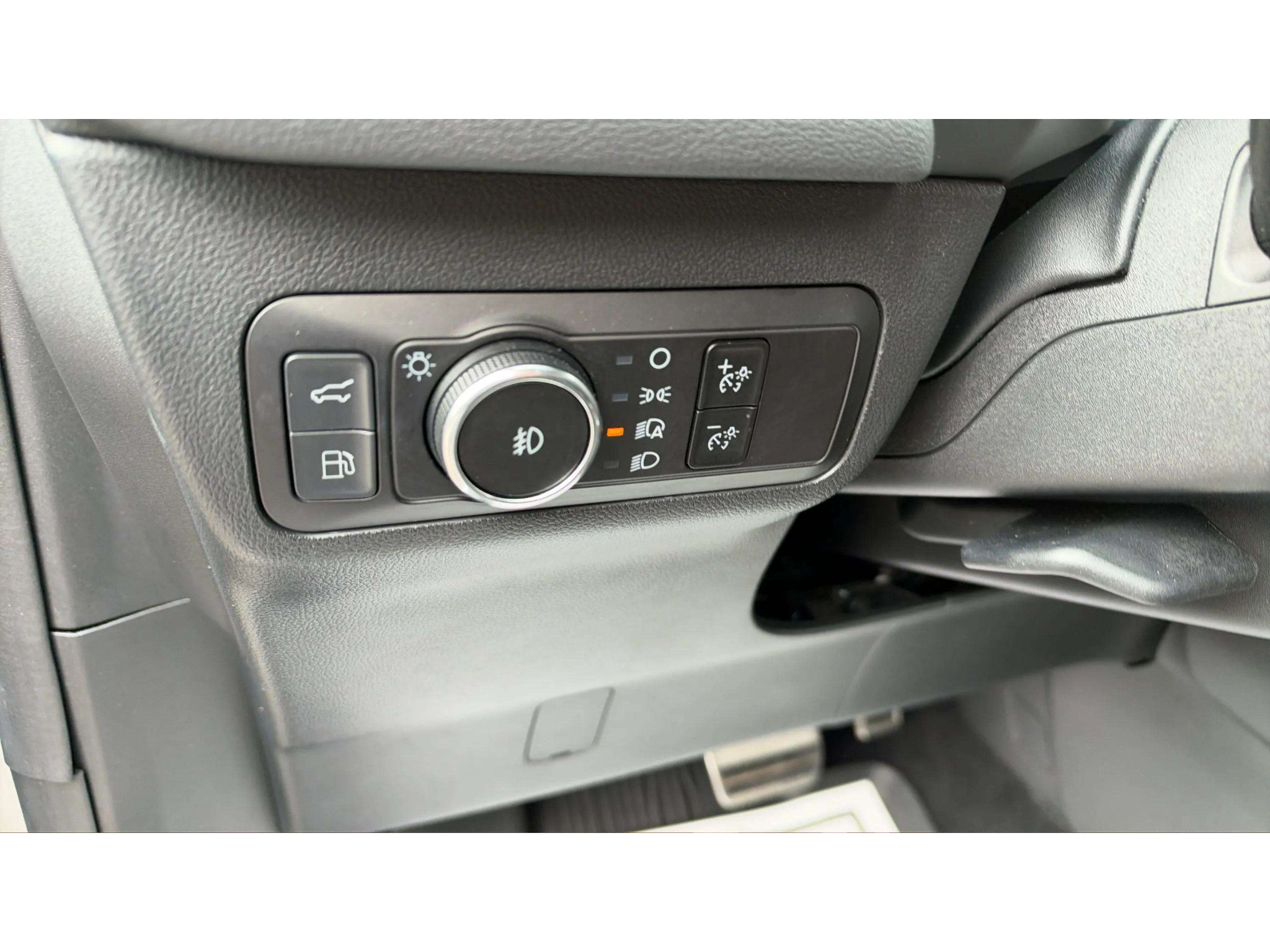 Used 2023 Ford Escape ST-Line Select w/ Tech Pack #1 AWD/4WD image 19