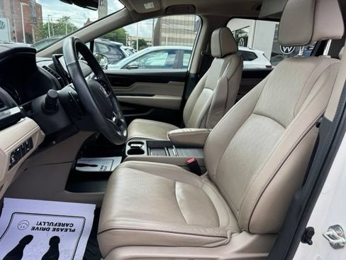 Used 2023 Honda Odyssey Elite image 13