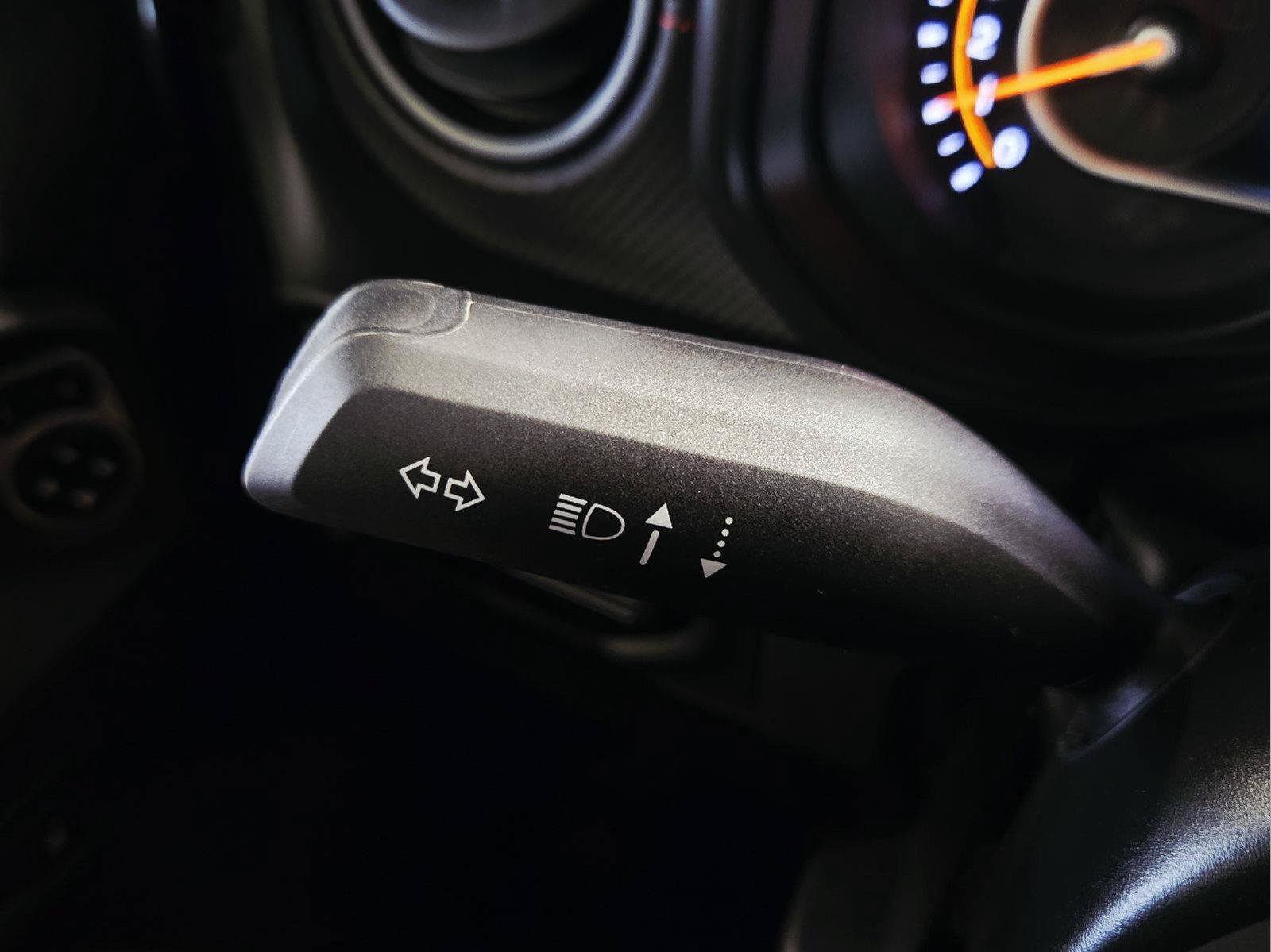Used 2026 Jeep Wrangler Unlimited Rubicon AWD/4WD image 16