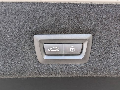 Certified 2023 BMW 740i RWD image 35