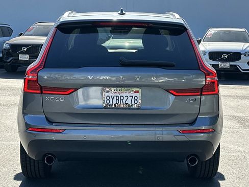 Certified 2021 Volvo XC60 T5 Momentum w/ Premium Package image 5