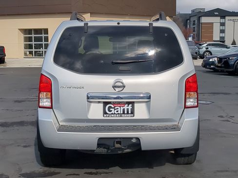 Used 2011 Nissan Pathfinder SV w/ Protection Pkg image 5