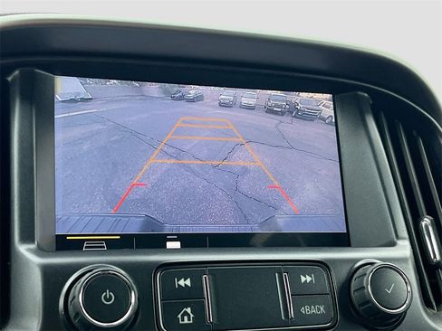 Used 2022 Chevrolet Colorado ZR2 image 13