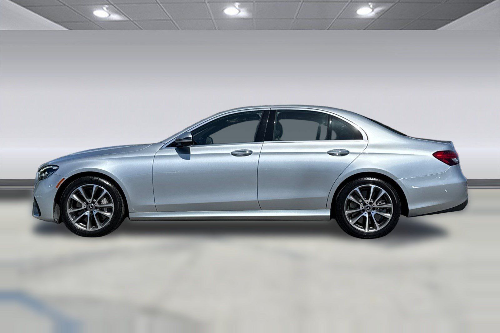 Certified 2023 Mercedes-Benz E 450 4MATIC Sedan image 2