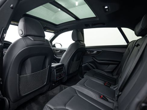 Certified 2022 Audi Q8 Premium Plus AWD/4WD image 19