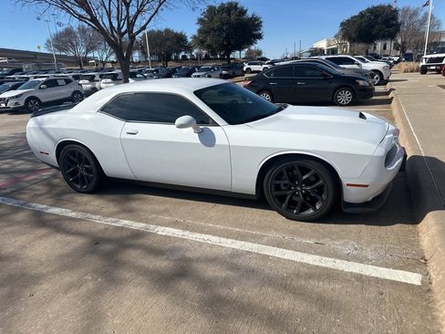 Used 2023 Dodge Challenger GT w/ Plus Package image 6