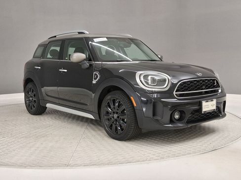Used 2024 MINI Cooper Countryman S FWD image 5