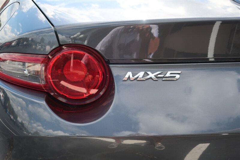 Used 2016 MAZDA MX-5 Miata Grand Touring RWD image 9