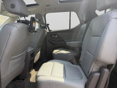 Used 2019 Chevrolet Traverse Premier AWD/4WD image 26