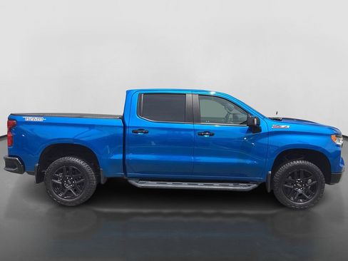 Used 2022 Chevrolet Silverado 1500 LT Trail Boss w/ LT Trail Boss Premium Package AWD/4WD image 4