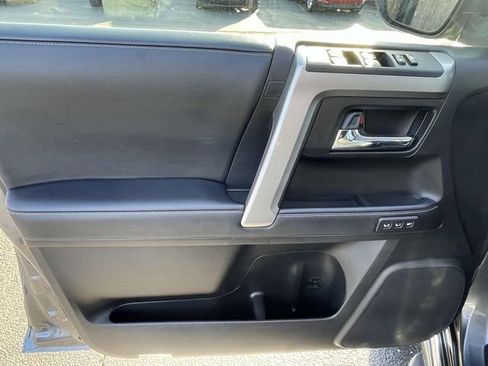 Used 2022 Toyota 4Runner Limited image 17