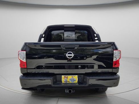 Used 2024 Nissan Titan SV w/ SV Bronze Edition Package AWD/4WD image 5