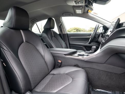 Used 2023 Toyota Camry XSE w/ Cold Weather Package image 13