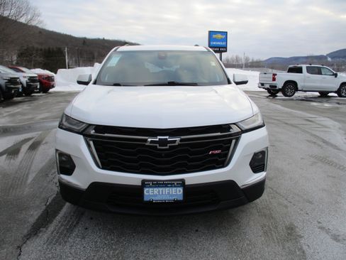 Certified 2023 Chevrolet Traverse RS image 2