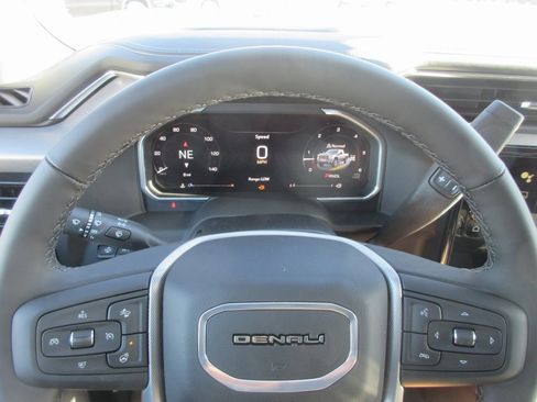 New 2026 GMC Sierra 2500 Denali w/ Denali Reserve Package image 20