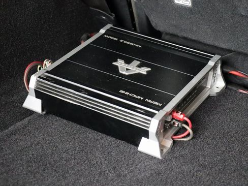 Used 2018 Jeep Wrangler Unlimited Sahara image 34