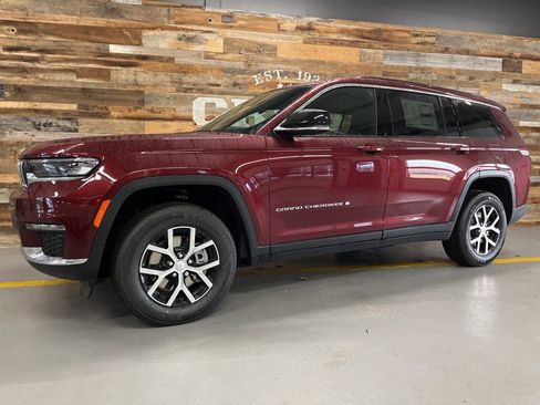 New 2025 Jeep Grand Cherokee L Limited image 15