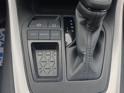 Used 2025 Toyota RAV4 LE image 26