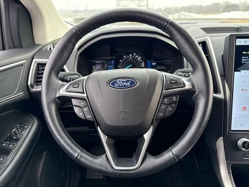 Used 2022 Ford Edge SEL w/ Convenience Package image 21