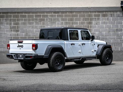 Used 2020 Jeep Gladiator Sport w/ Quick Order Package 24S AWD/4WD image 3