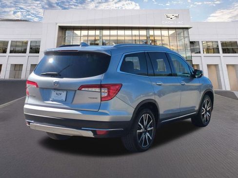 Used 2019 Honda Pilot Touring image 5