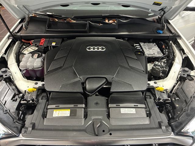 Used 2025 Audi Q7 3.0T Premium Plus AWD/4WD image 23