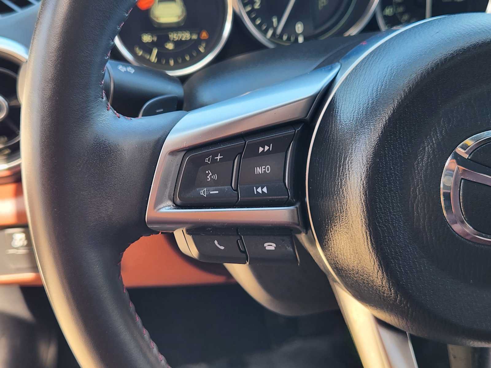 Used 2019 MAZDA MX-5 Miata RF Grand Touring RWD image 29